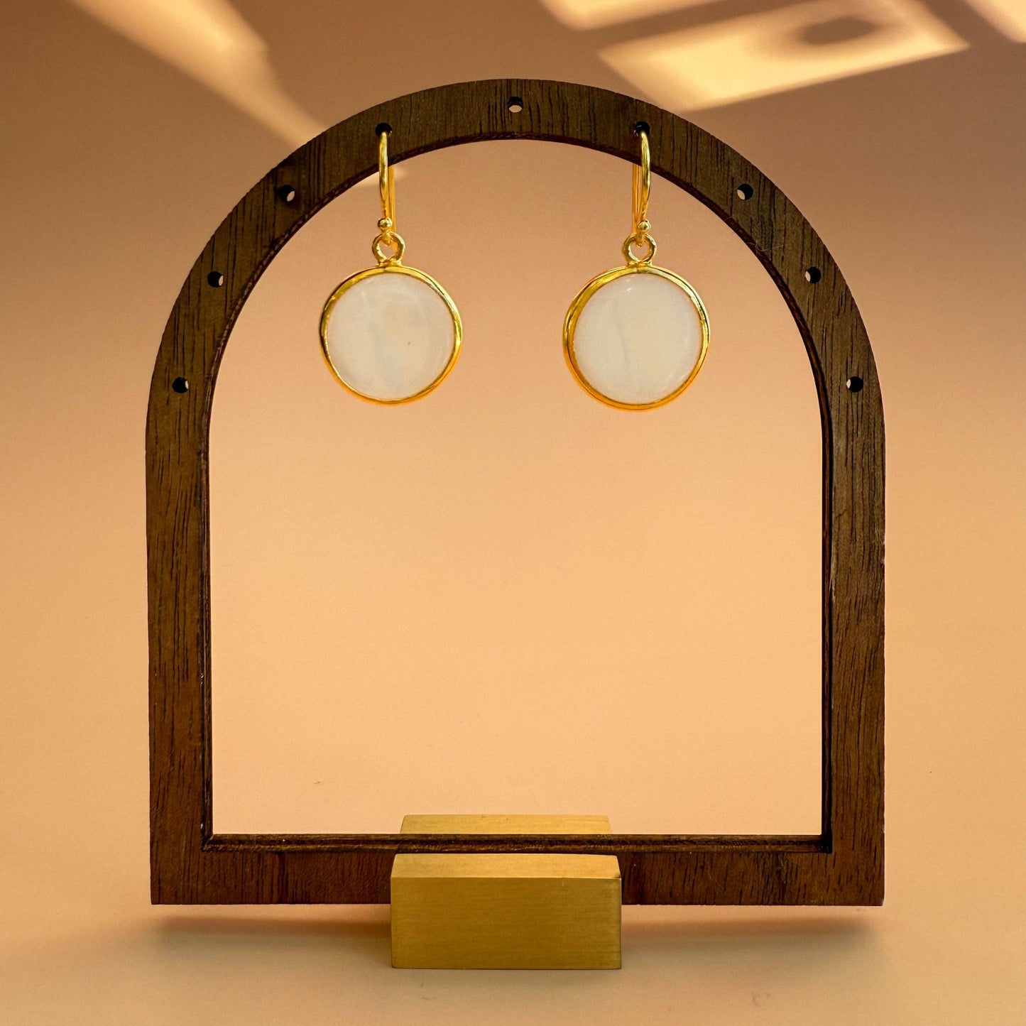NATURAL MOTHER OF PEARL DROP EARRINGS